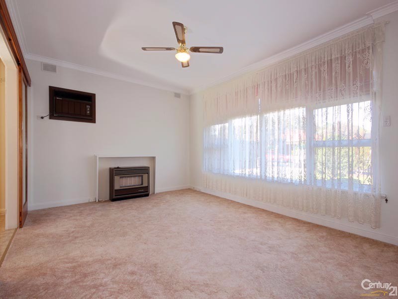 33 Southern Avenue, St Marys SA 5042