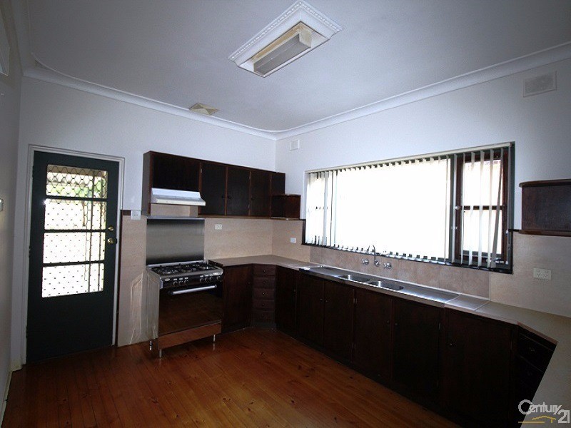 21 Golfers Parade, Seaton SA 5023