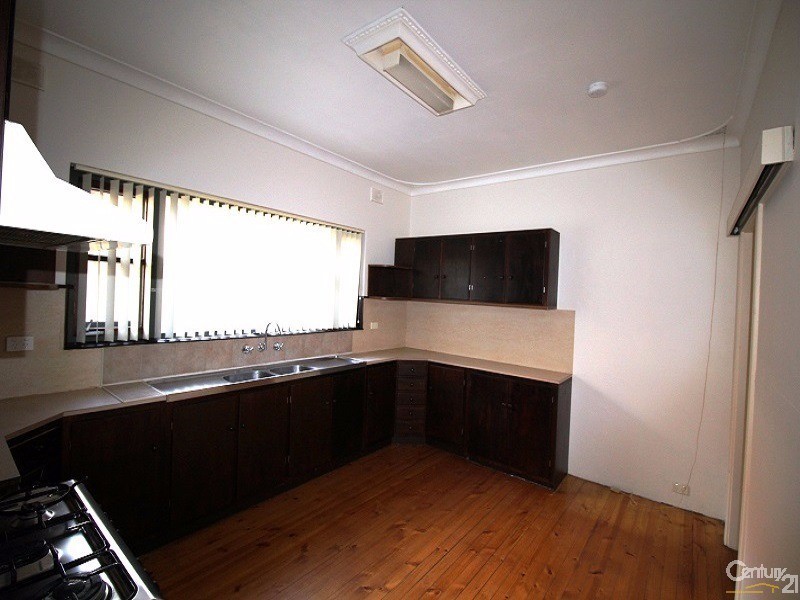 21 Golfers Parade, Seaton SA 5023