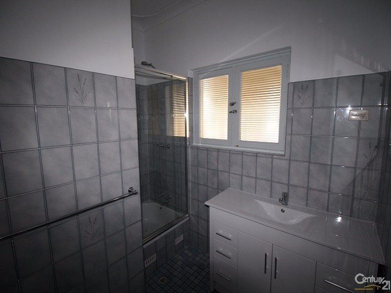 21 Golfers Parade, Seaton SA 5023