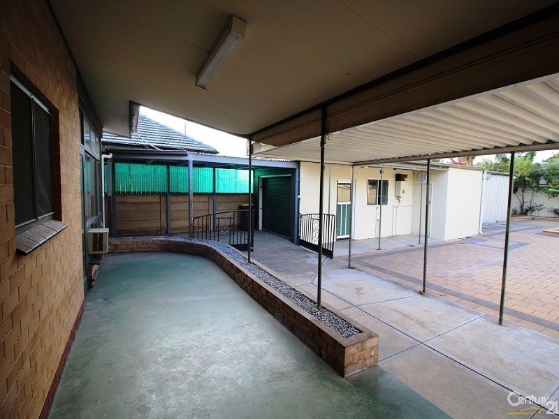 21 Golfers Parade, Seaton SA 5023