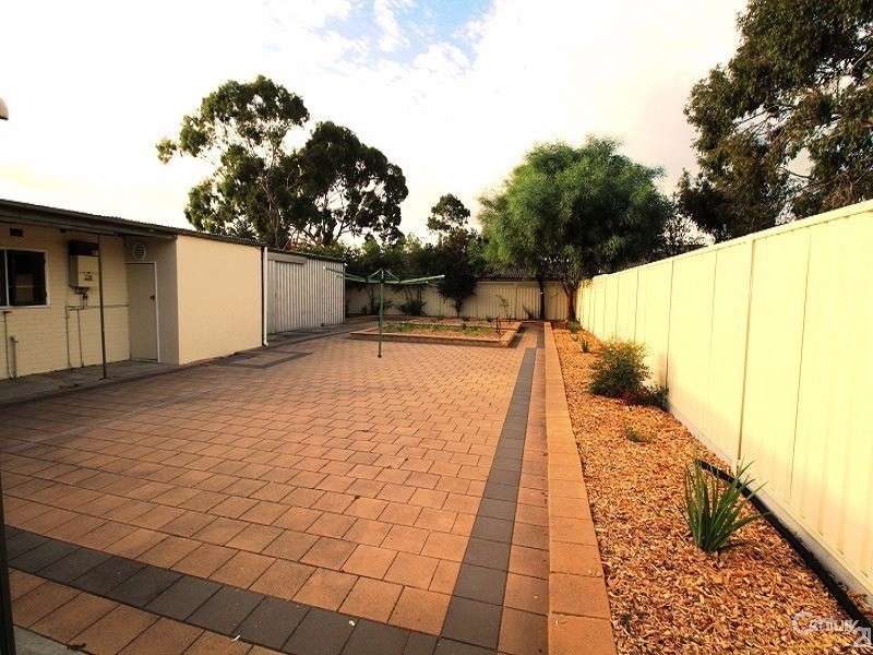 21 Golfers Parade, Seaton SA 5023