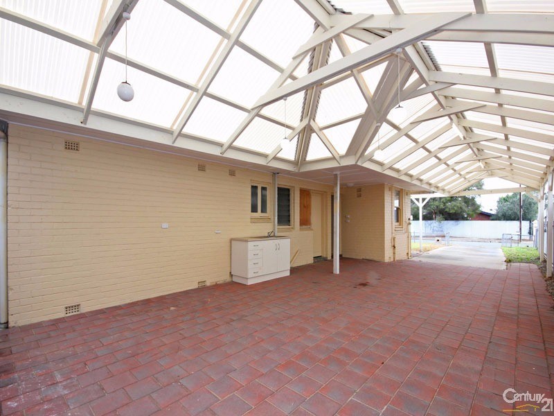 11  Finchley Street, Clovelly Park SA 5042