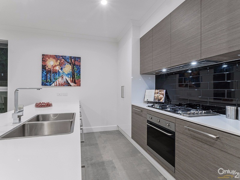 26  Dryden Road, Black Forest SA 5035