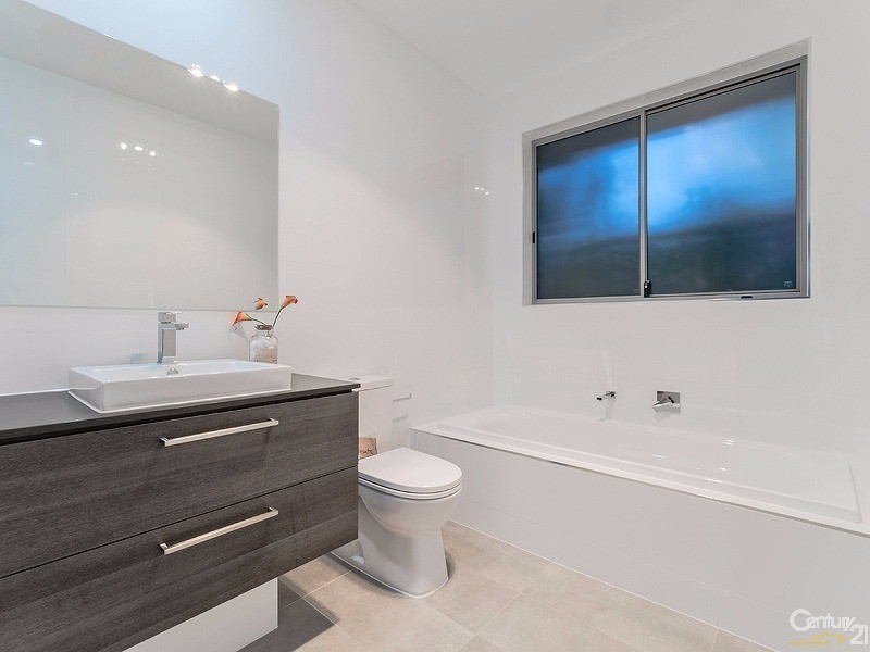 26  Dryden Road, Black Forest SA 5035