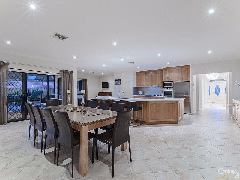 9 Gateway Drive, Salisbury Heights SA 5109