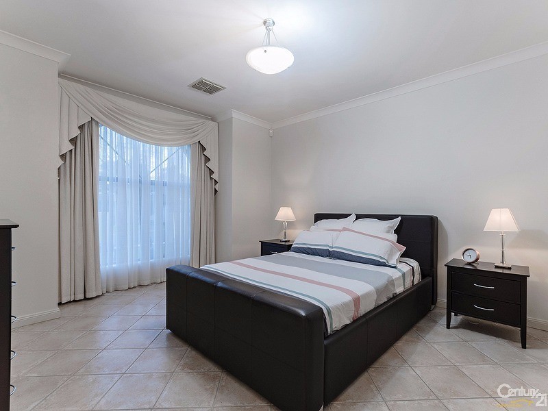 9 Gateway Drive, Salisbury Heights SA 5109