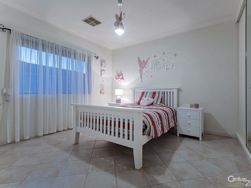 9 Gateway Drive, Salisbury Heights SA 5109