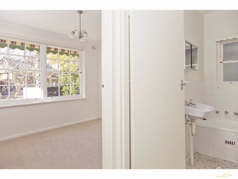 54 Harrow Road, College Park SA 5069