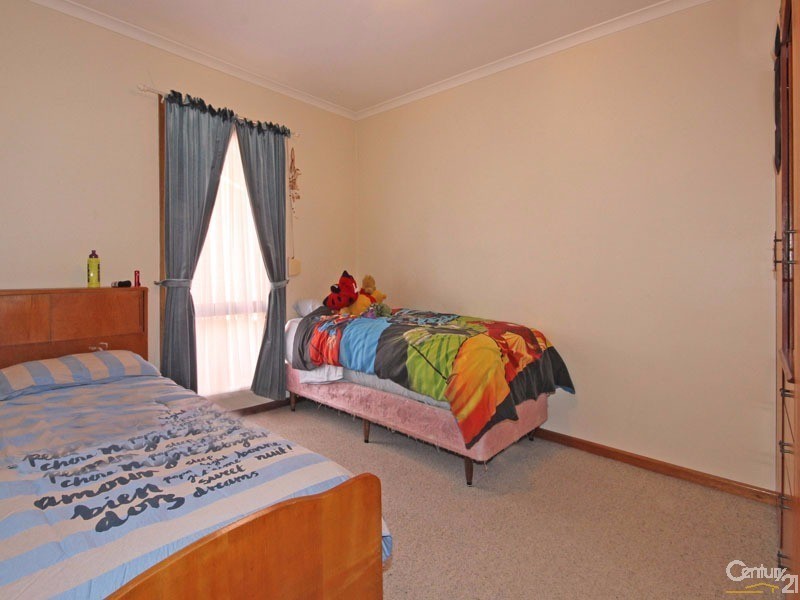 35 Grantley Avenue, Victor Harbor SA 5211