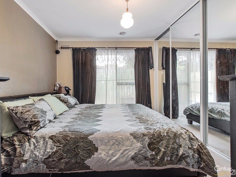 17 Inwood Road, Elizabeth East SA 5112