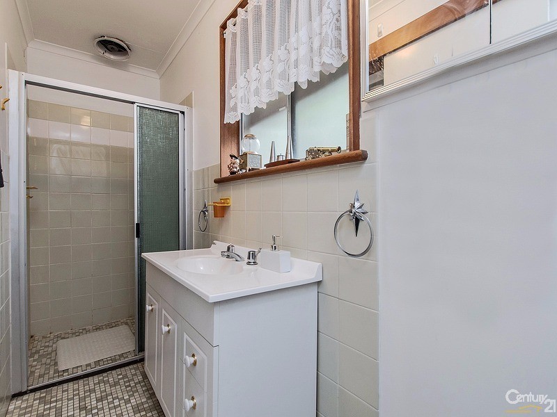 17 Inwood Road, Elizabeth East SA 5112