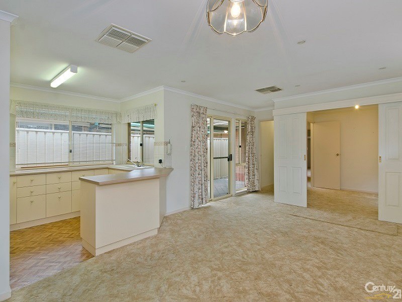 10a Sutton Avenue, Seacombe Gardens SA 5047