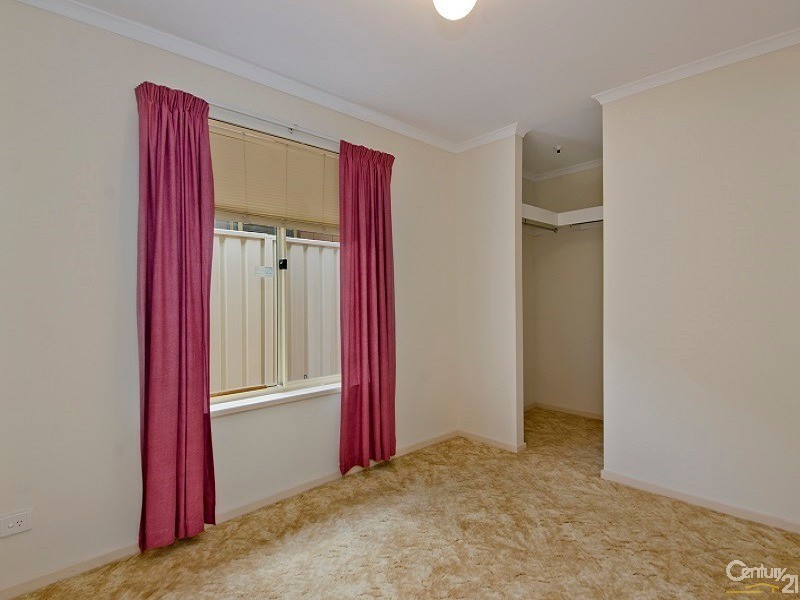 10a Sutton Avenue, Seacombe Gardens SA 5047