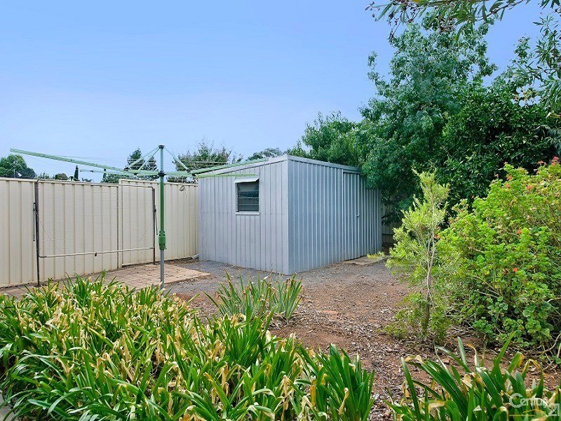 10a Sutton Avenue, Seacombe Gardens SA 5047