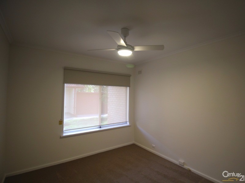 4/8  Farne Terrace, Marion SA 5043