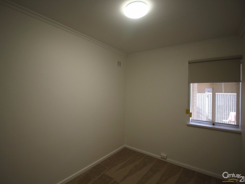 4/8  Farne Terrace, Marion SA 5043