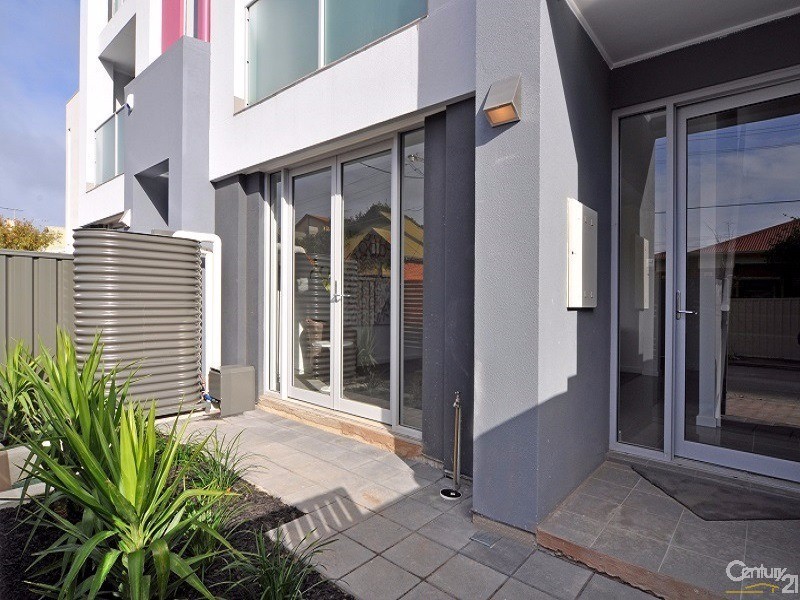 1B Percival Street, Glenelg SA 5045