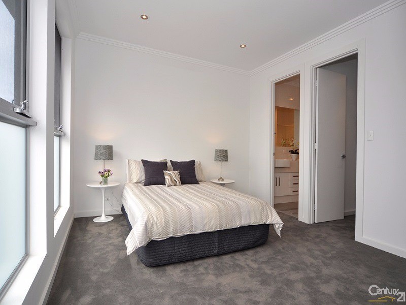 1B Percival Street, Glenelg SA 5045