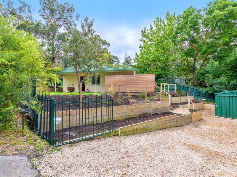 4 Fourth Avenue, Bridgewater SA 5155