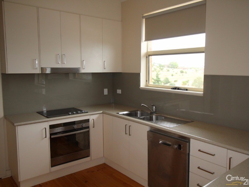 39 Spinks Road, Marino SA 5049