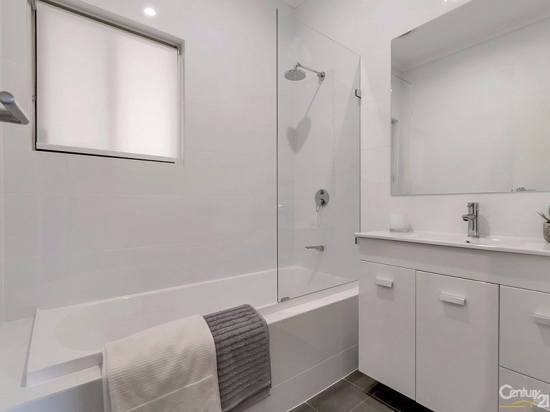 11 Finchley Street, Clovelly Park SA 5042