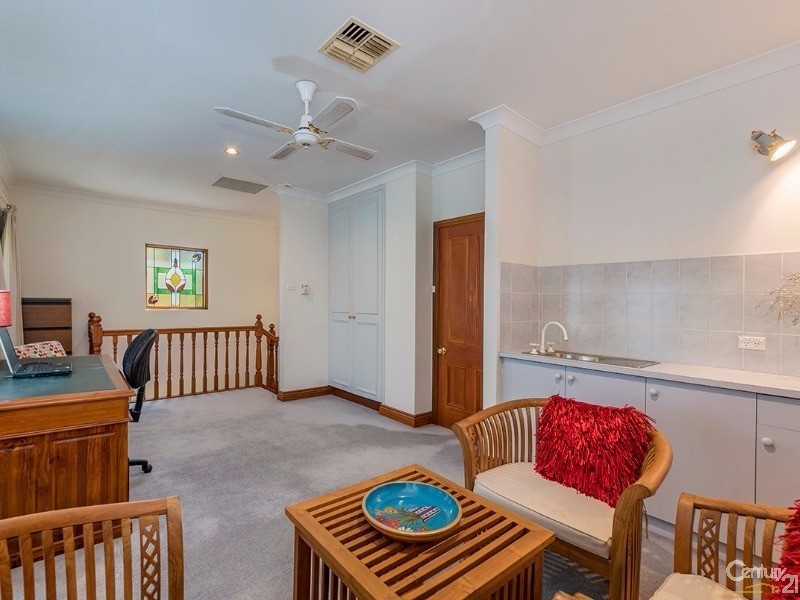 22B Pridmore Road, Glen Osmond SA 5064