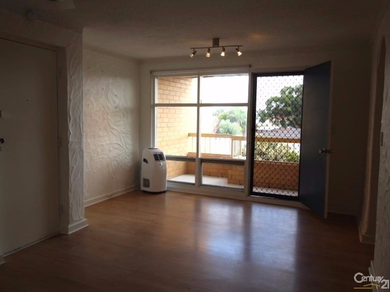 13/15 Byron Street, Glenelg SA 5045