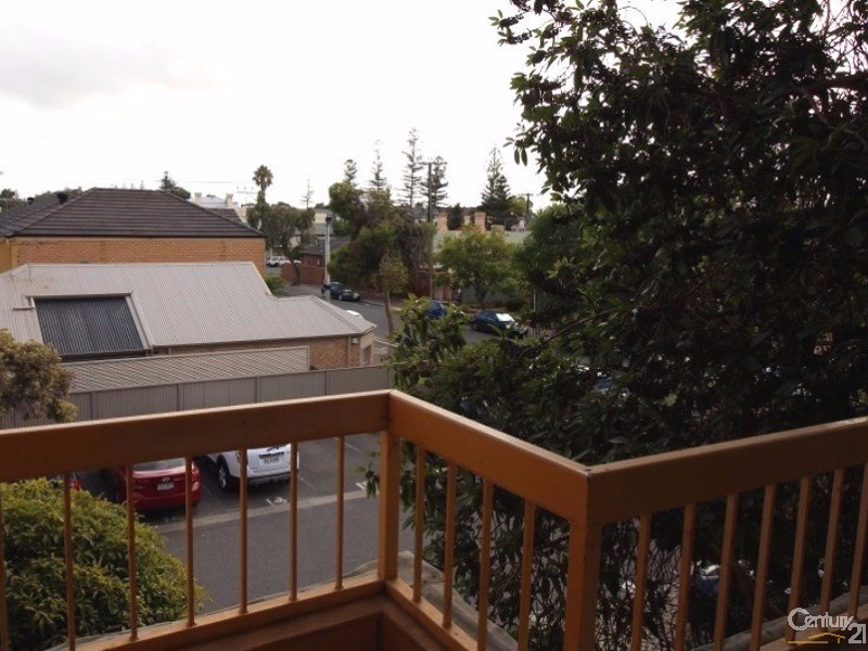 13/15 Byron Street, Glenelg SA 5045