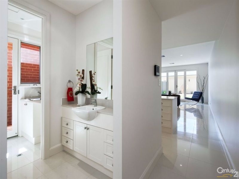 35 Kenilworth Road, Parkside SA 5063