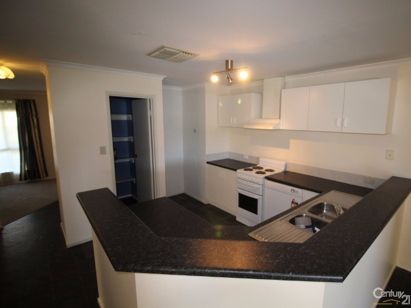 11 Gilbert Road, Mount Barker SA 5251