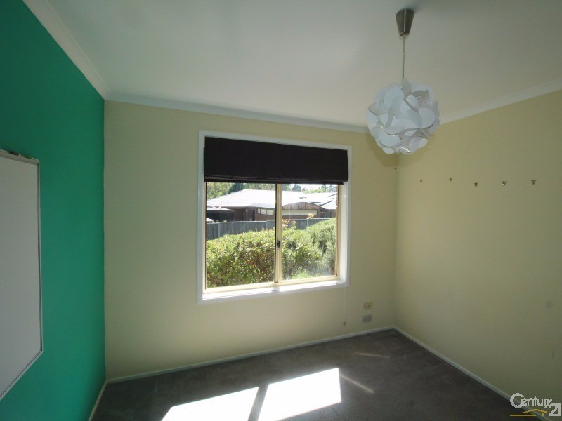 11 Gilbert Road, Mount Barker SA 5251