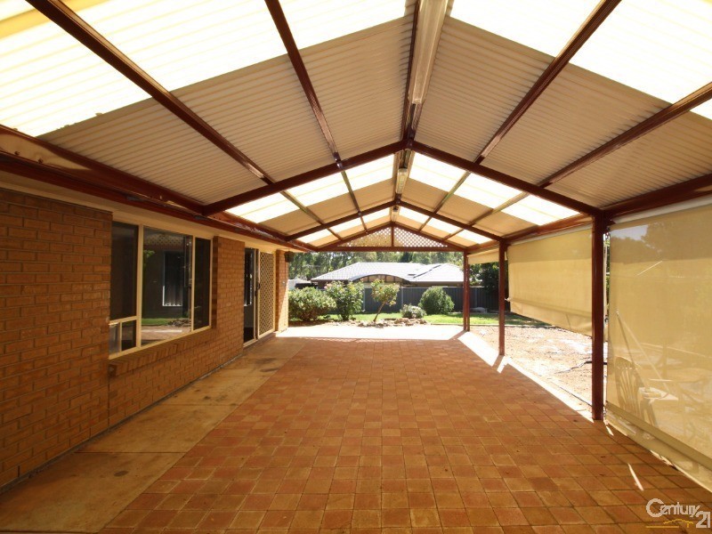11 Gilbert Road, Mount Barker SA 5251