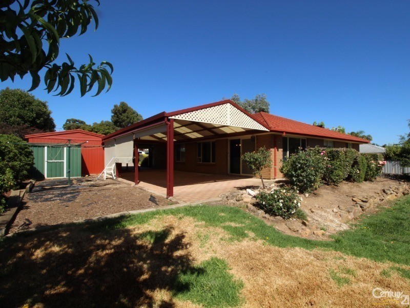 11 Gilbert Road, Mount Barker SA 5251