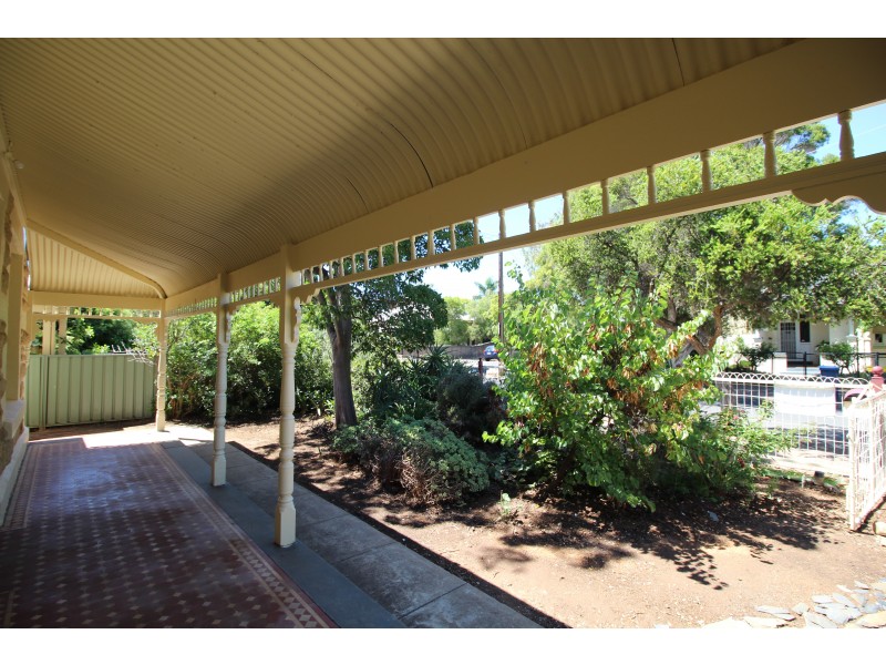 24 Clifton Street, Millswood SA 5034