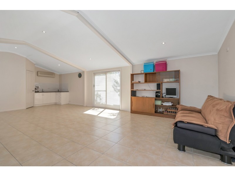 36 Derrick Road, Elizabeth East SA 5112