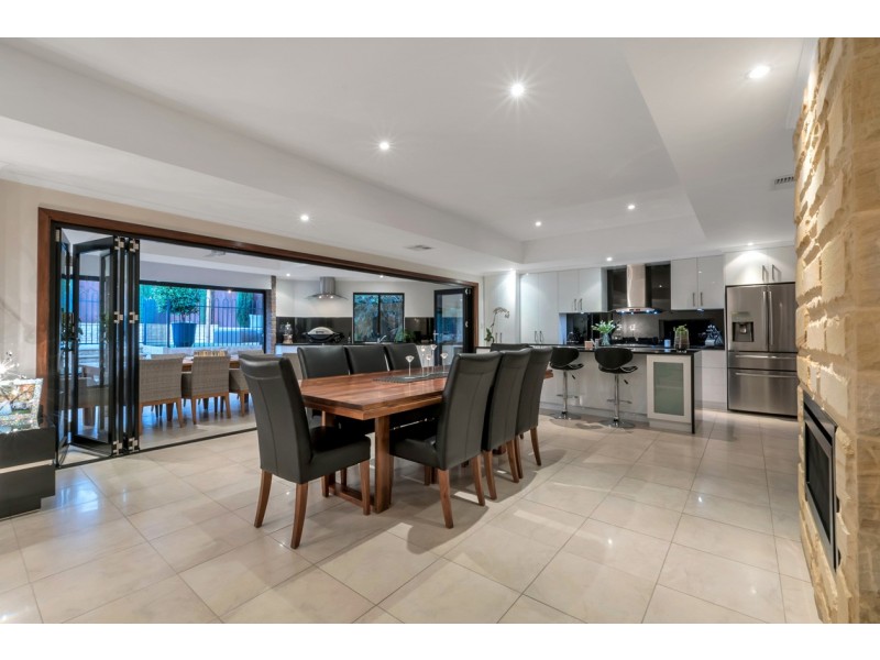 13 Dickerson Way, Redwood Park SA 5097