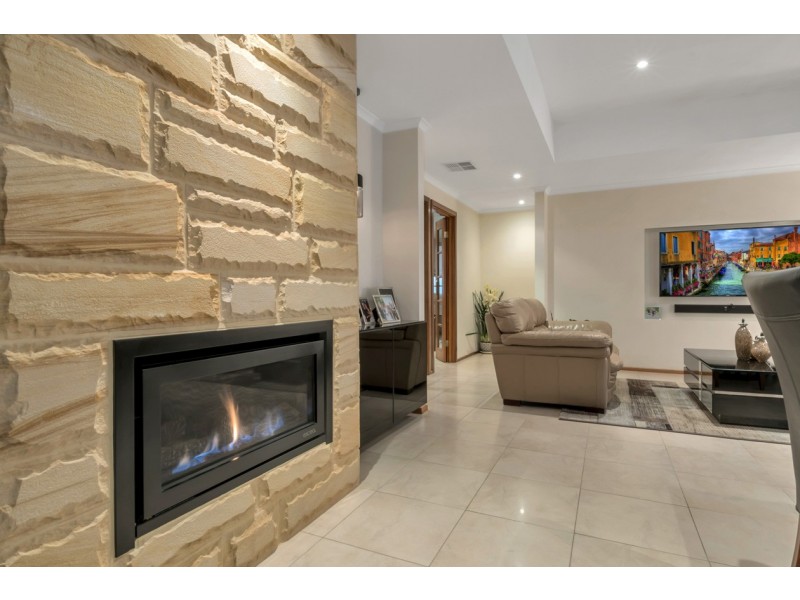 13 Dickerson Way, Redwood Park SA 5097