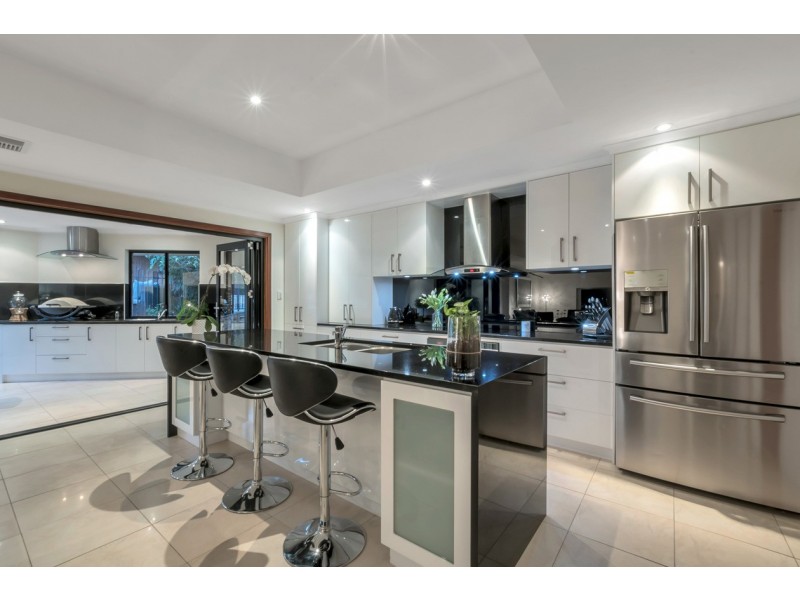 13 Dickerson Way, Redwood Park SA 5097