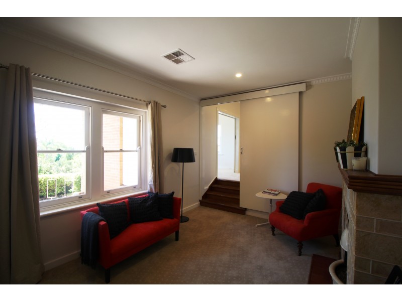 11 Sunnyside Road, St Georges SA 5064
