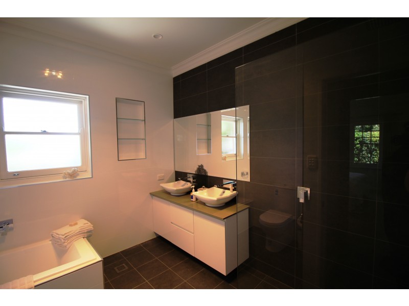 11 Sunnyside Road, St Georges SA 5064