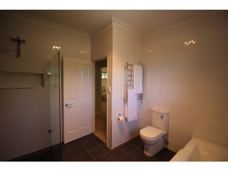 11 Sunnyside Road, St Georges SA 5064