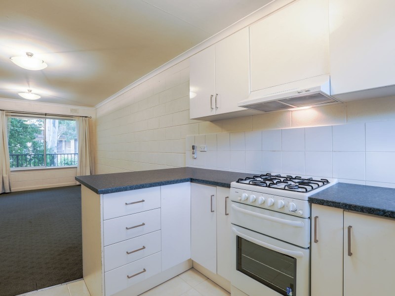 6/2 Emerson Road, Black Forest SA 5035