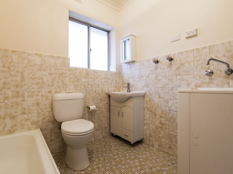 6/2 Emerson Road, Black Forest SA 5035