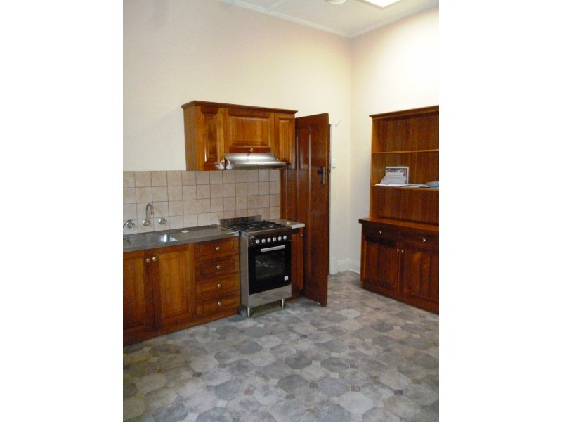 2 Laught Avenue, Black Forest SA 5035