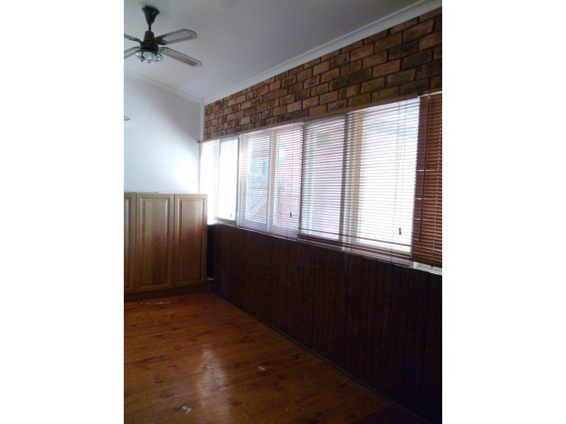 2 Laught Avenue, Black Forest SA 5035