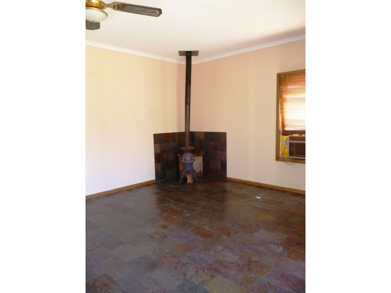 2 Laught Avenue, Black Forest SA 5035