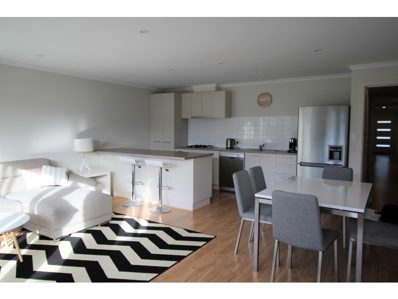 5 Shore Lane, Woodcroft SA 5162