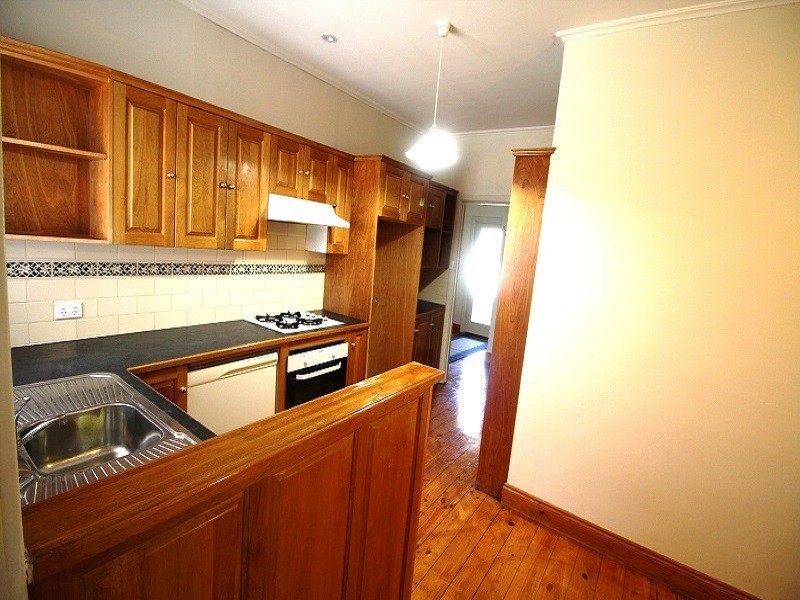 11 English Avenue, Clovelly Park SA 5042