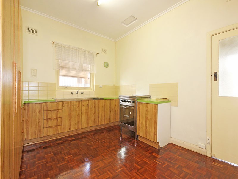 113 Avenue Road, Clarence Gardens SA 5039